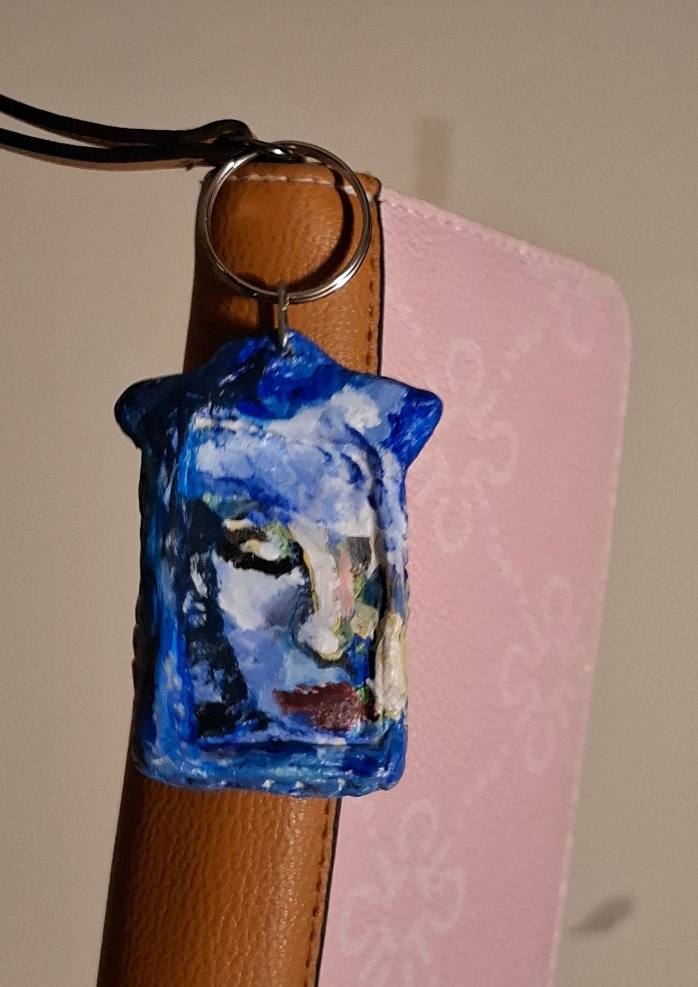 Draugystės Atspindžiai – rankų darbo meninių pakabučių rinkinys